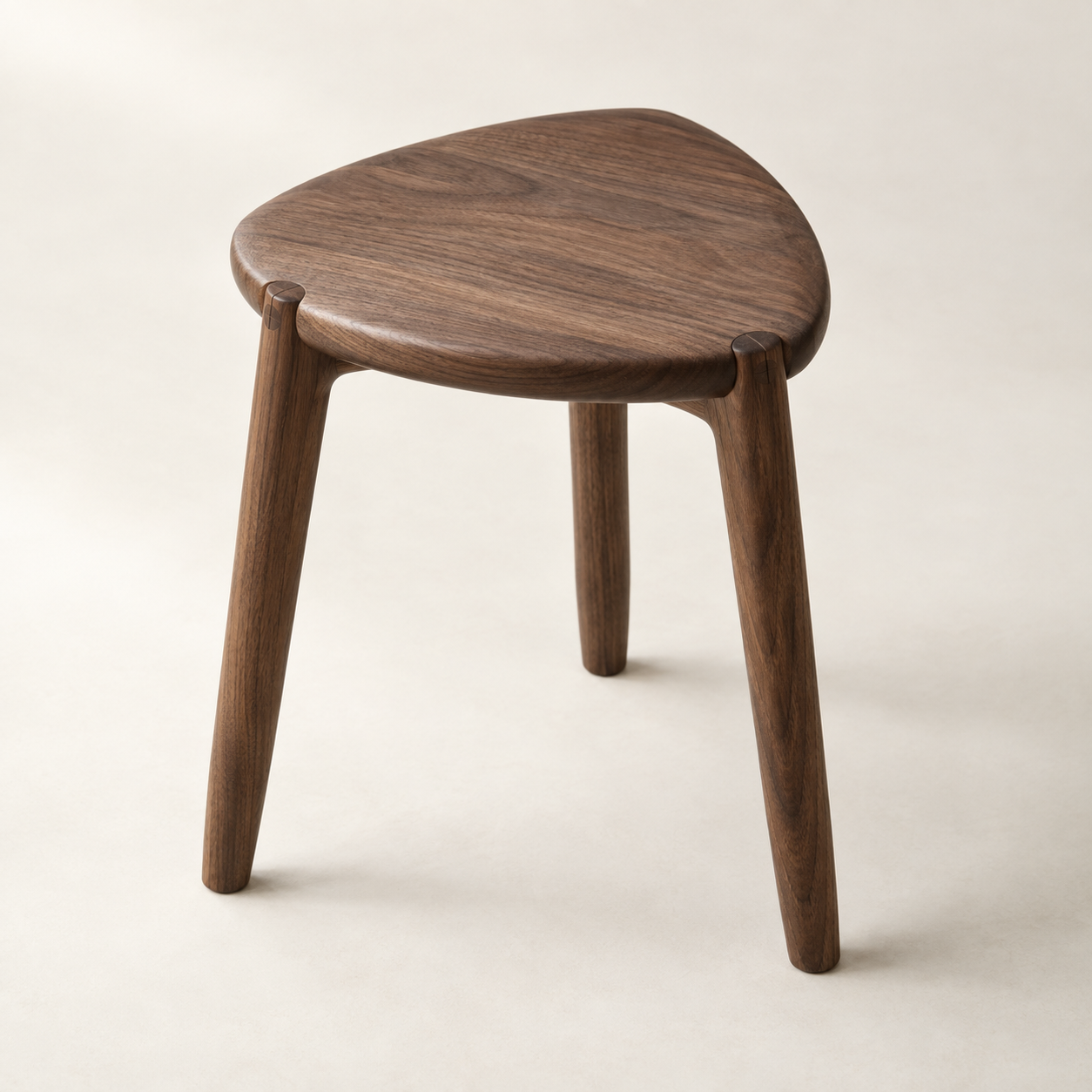 Coda Perch Stool